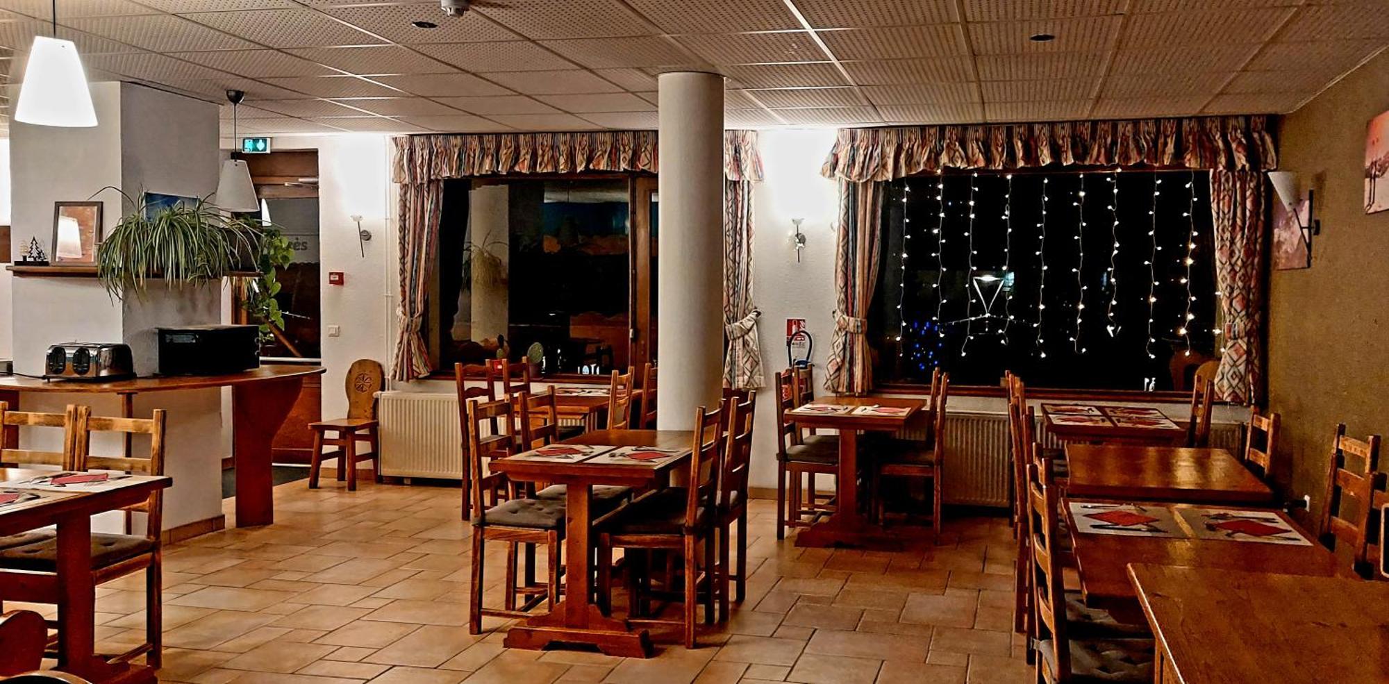 Hotel Les Bruyeres Alpe d'Huez Exterior photo