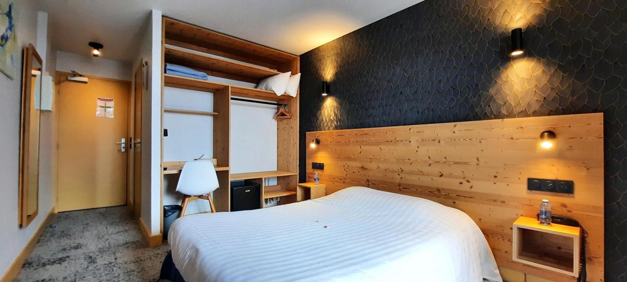 Hotel Les Bruyeres Alpe d'Huez Exterior photo